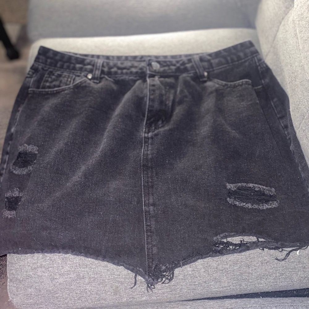 SHEIN Faded Black Jean Skirt